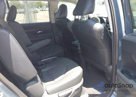 2025 Toyota Grand Highlander Xle from USA, damaged, VIN 5TDAAAB56SS084261